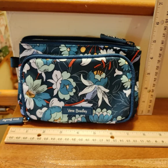 Vera Bradley Bags Vera Bradley Lighten Up Cosmetic Bag Poshmark